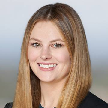 Julianne Avery Pepperdine Caruso Law alumna